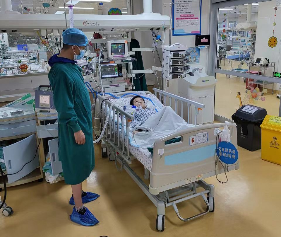 阳山县跨省救护车出租公司